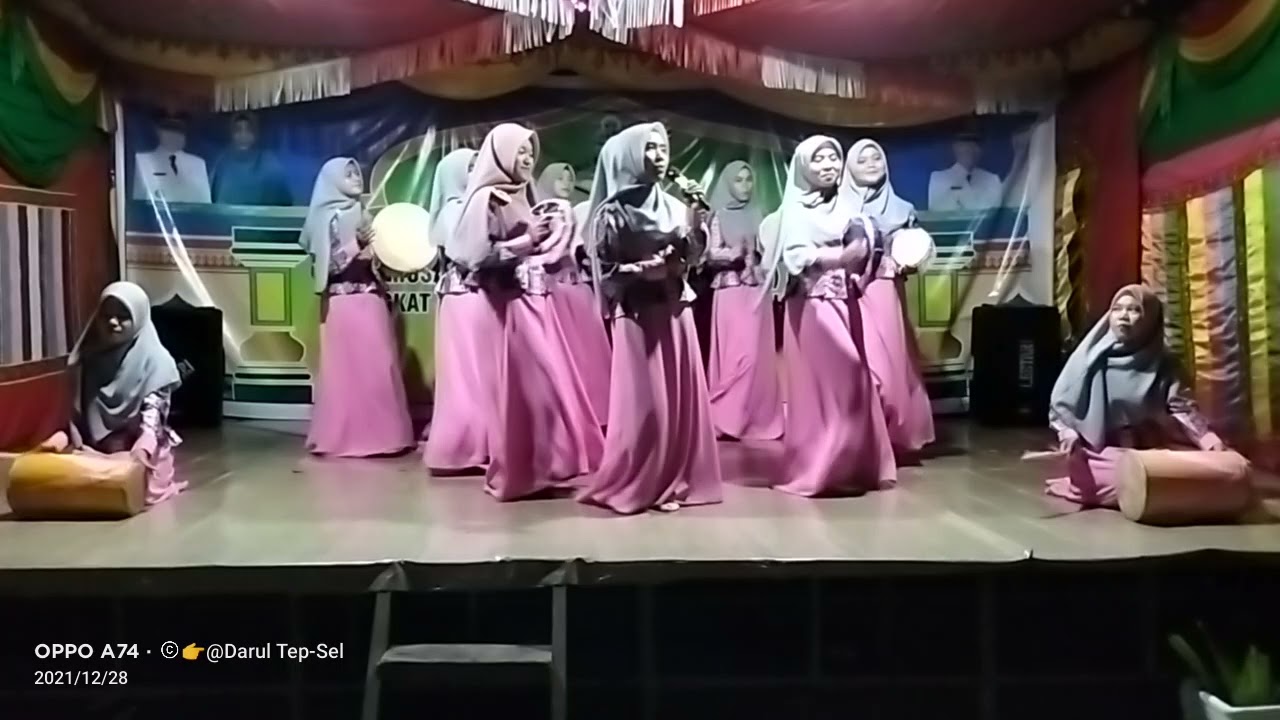 Penampilan GROUP NASYID AHWATUL JANNAH Desa Seneubuk Kec.Teupah Selatan