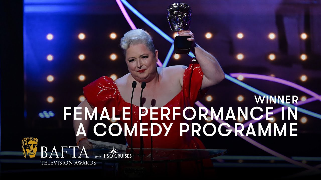 Siobh&aacute;n McSweeney nabs a BAFTA for her hilarious performance in Derry Girls | BAFTA TV Awards 2023