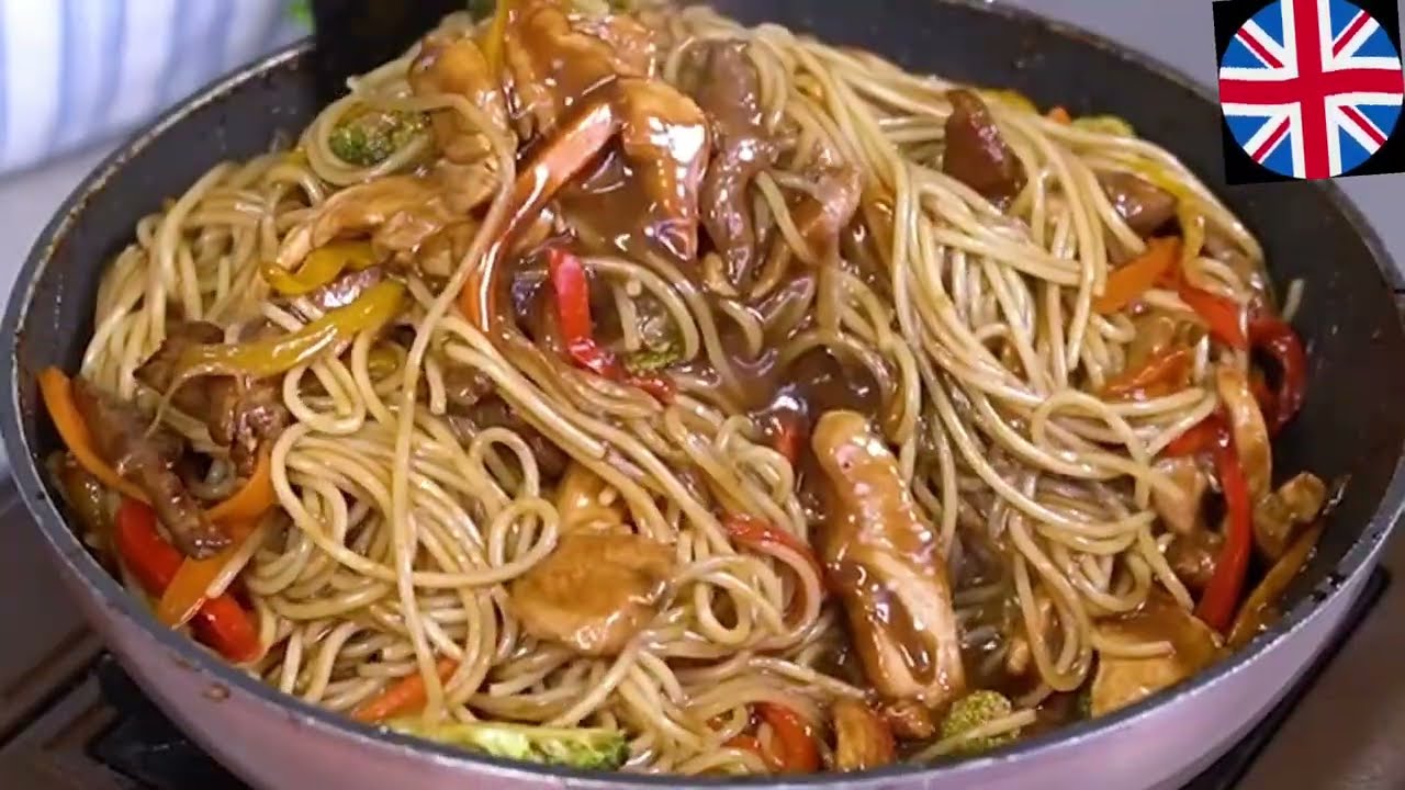 Почему жарить в воке лучше в ресторане (и как приготовить это дома)