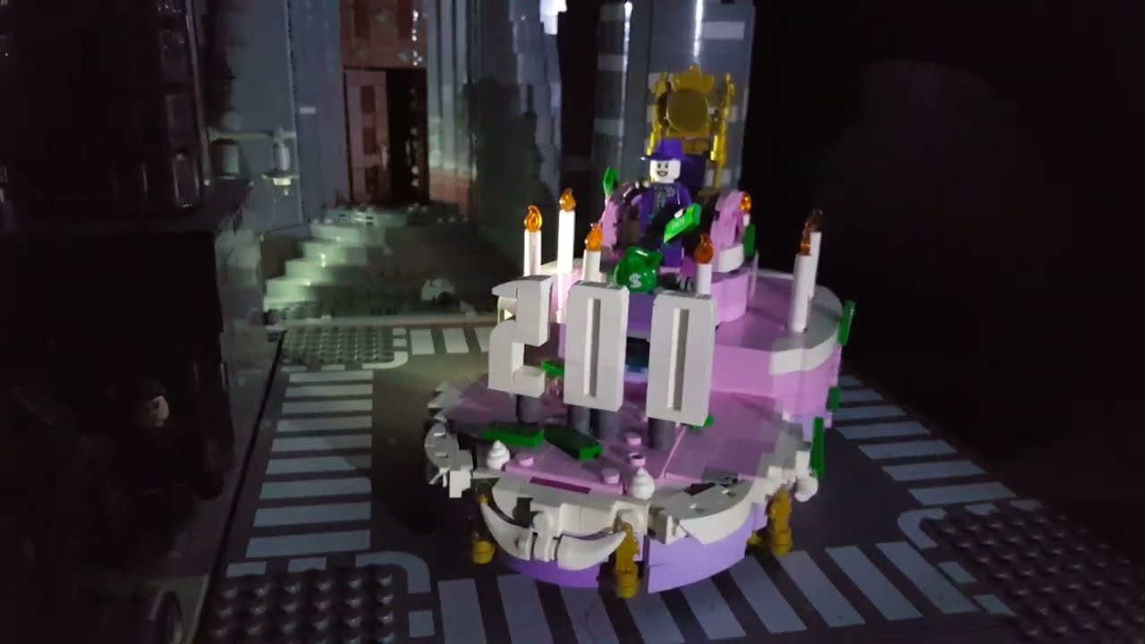Batman 1989 Joker parade wagon Lego MOC