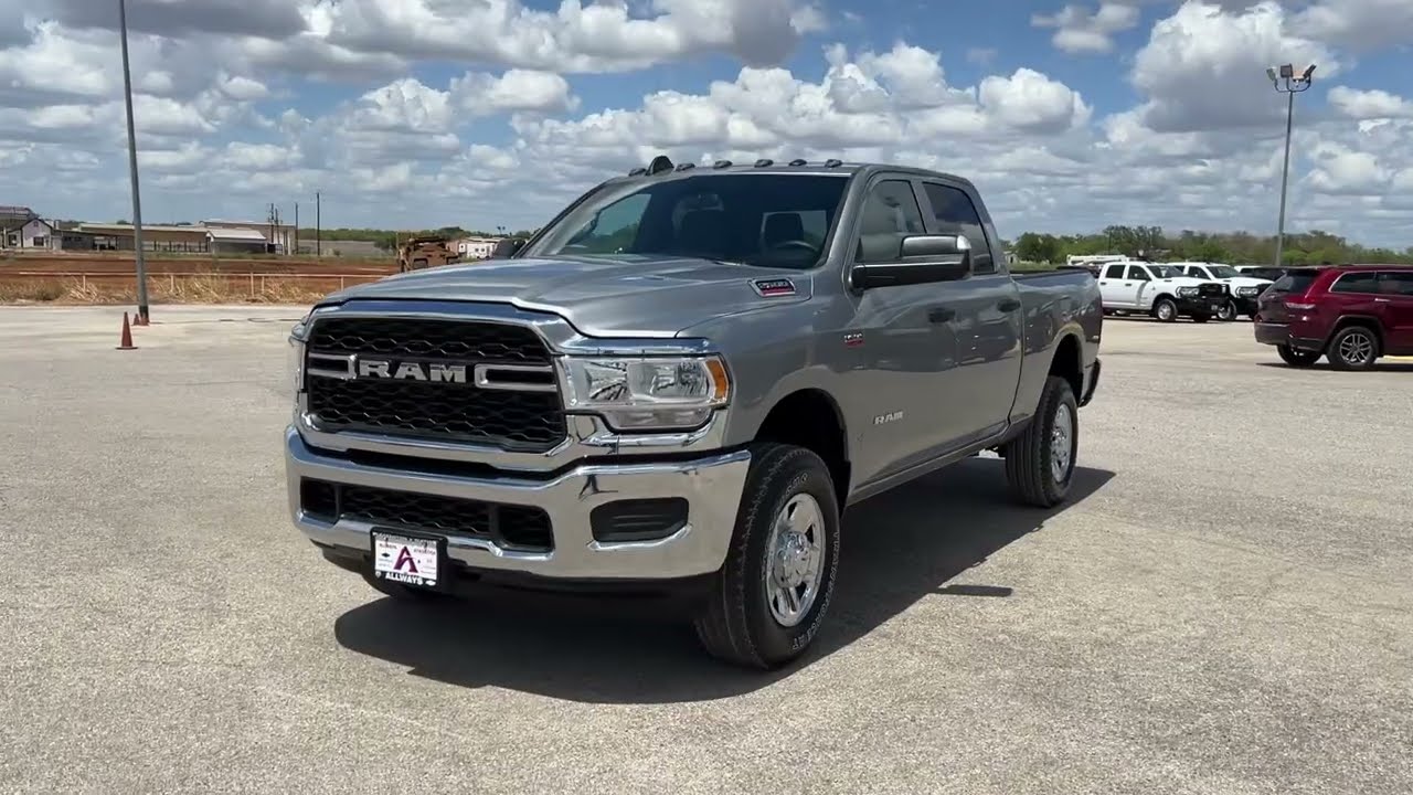 2022 Ram 2500 Tradesman 4x4 6.4L