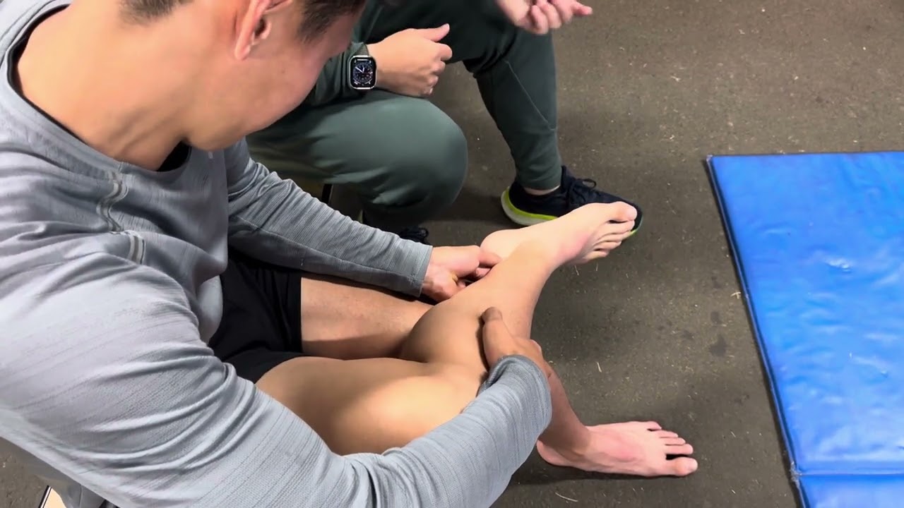 Kager's fat pad mobilization