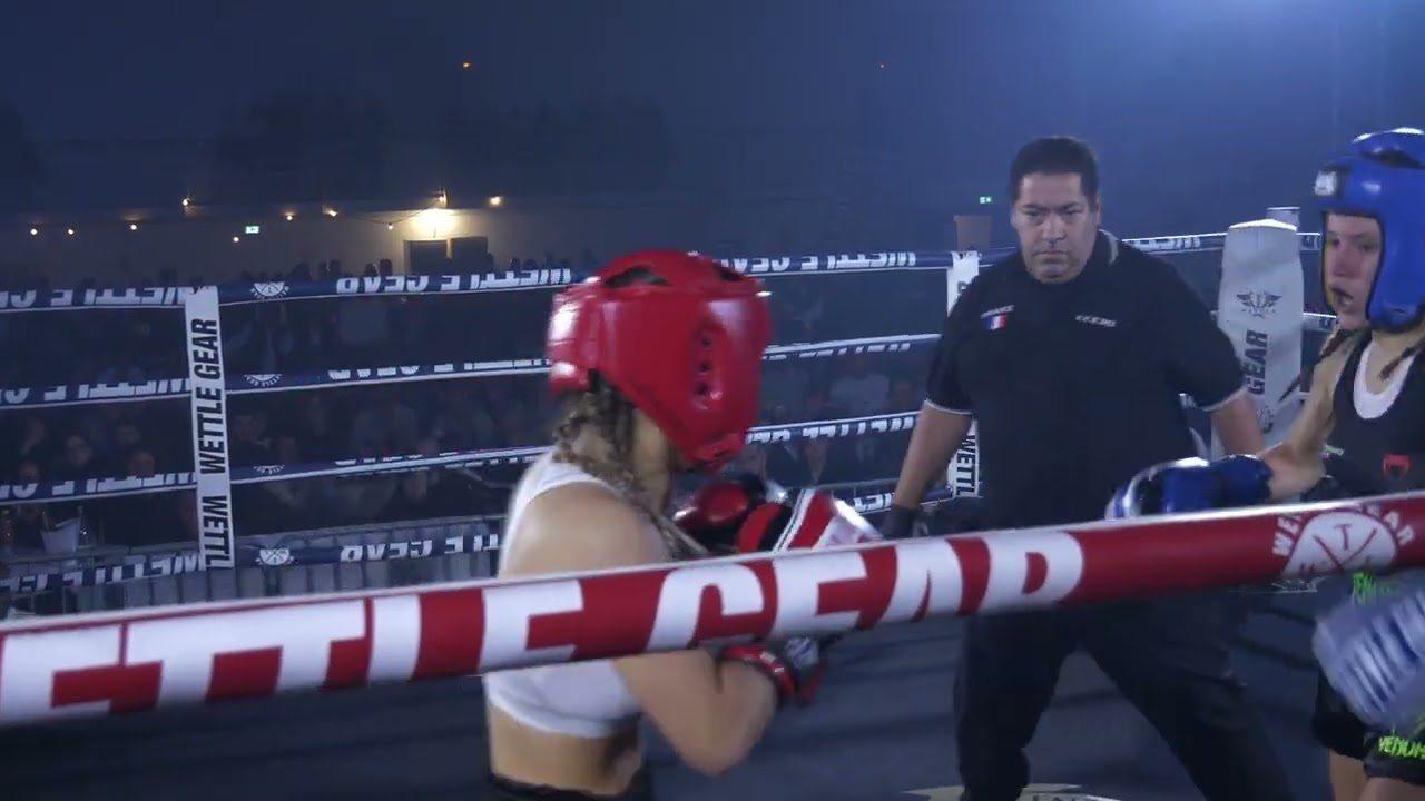 Ines Bereau VS Salomé Pujol combat Kick Boxing Trophée des champions 8 Lourdes