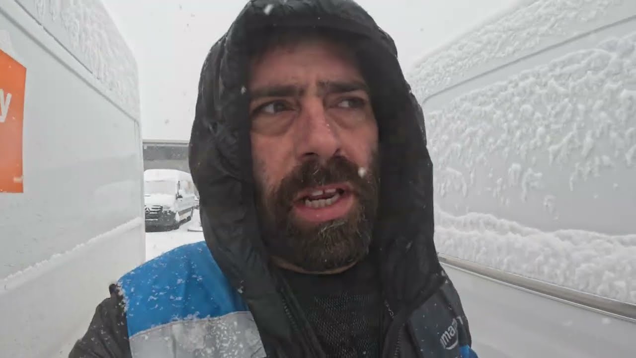 HOW TOO GET STUCK IN THE SNOW! Delivery driver stuck in the snow in rural country!