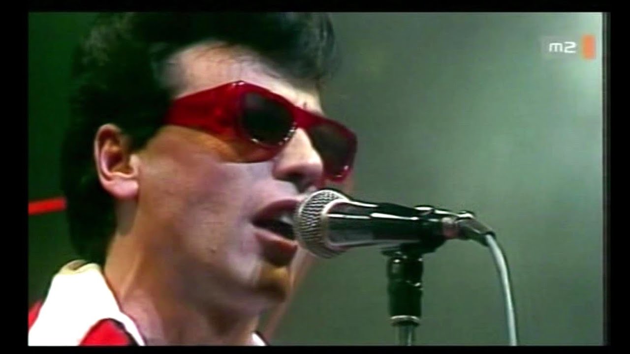 Viva rock and roll, Körömlakk baby, Honeydripper, Blue Suede Shoes, Van aki forrón szereti