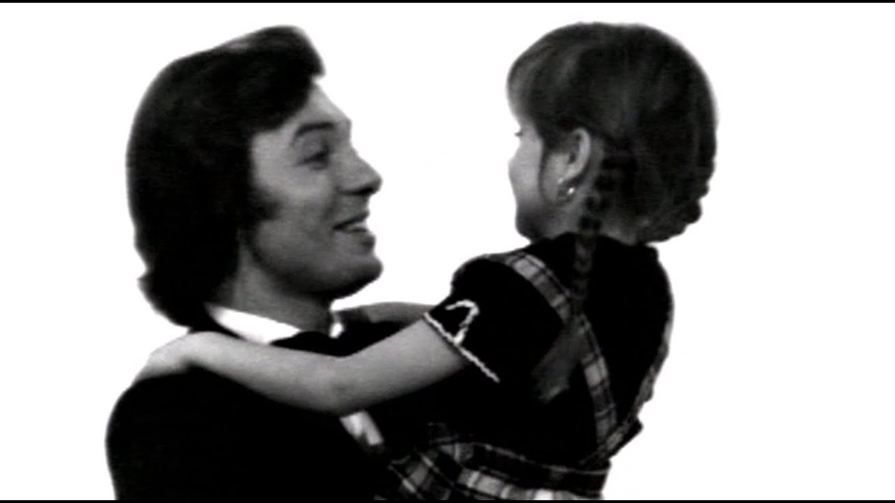 Pár havraních copánku (Love Me Tender) Když hvězdy vyplovou 1974