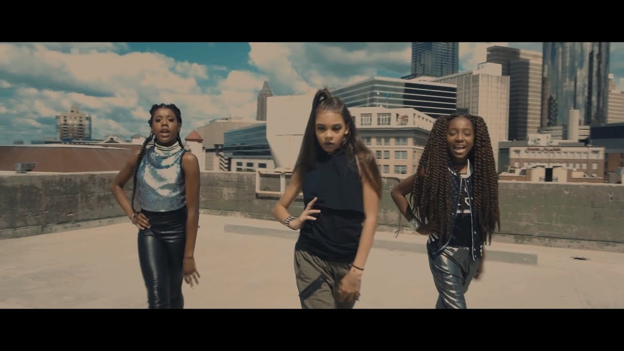 Pink Heart - F.Y.I (Official Music Video)