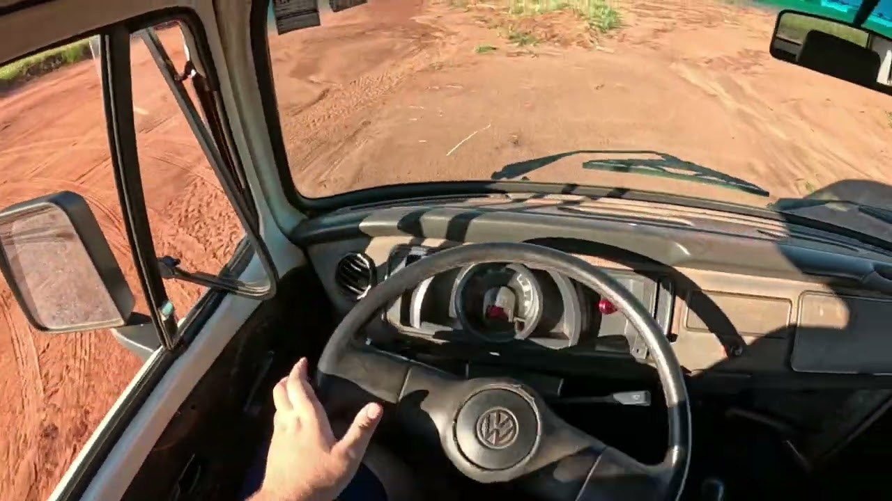 QUASE ATOLEI A KOMBI NO BARRO!