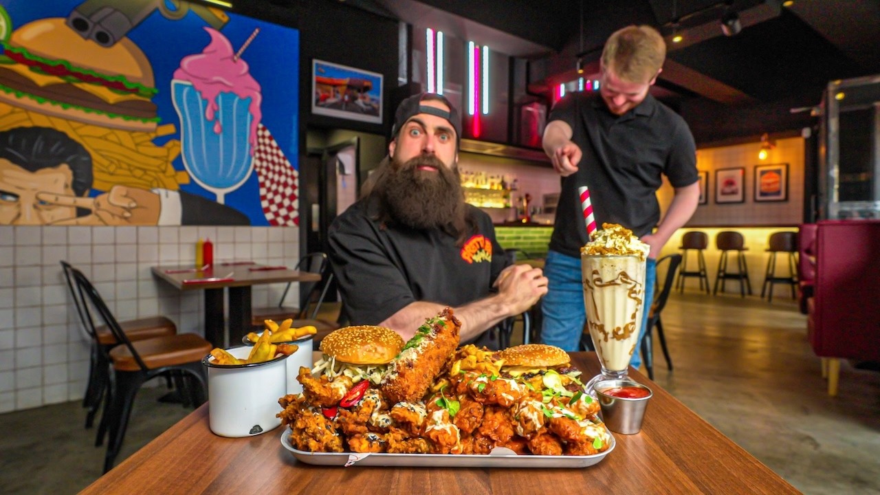 THIS PULP FICTION THEMED DINER HAS A FOOD CHALLENGE WHICH HAS NEVER BEEN BEATEN! | BeardMeatsFood