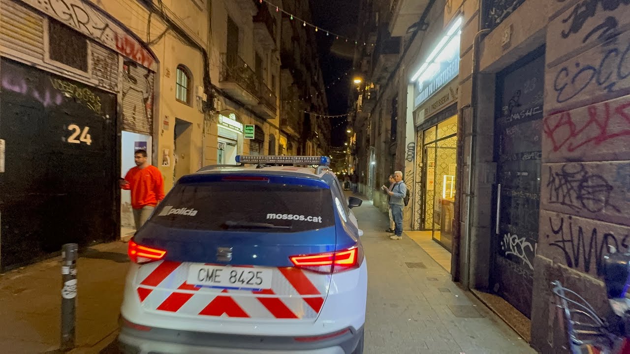 2024 Saturday Night Vibes: Walking Tour from Plaza Universitat to El Raval, Barcelona