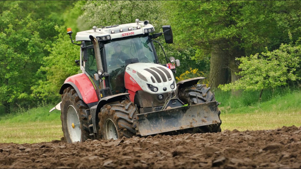 ploughing and slurry spreading with a steyr and new holland