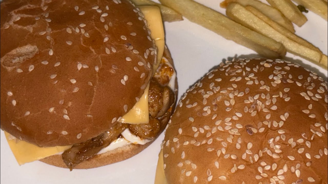 बाजार जैसे टेस्टी चिकन बर्गर बनाने का तरीका |such a delicious chicken burger recipe | Quick & easy 