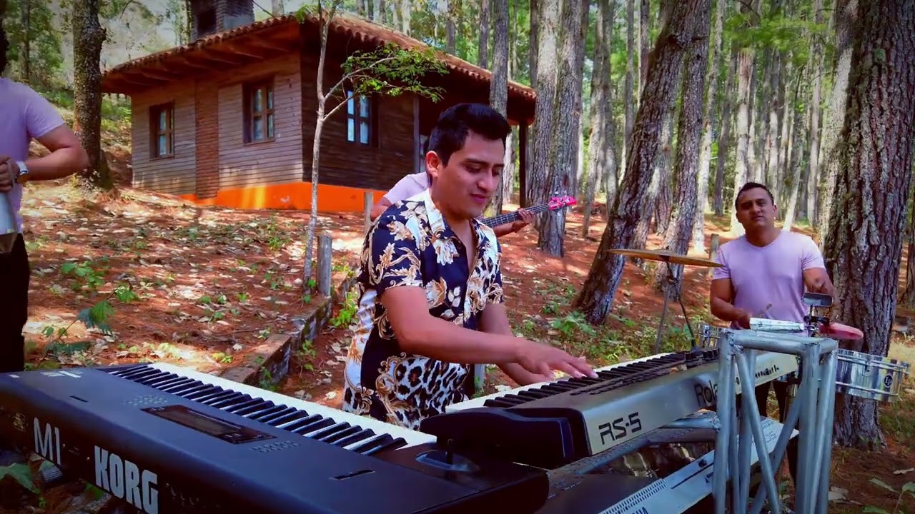 Recordando a chico che, Ay que rico, Kike y los Grillos UHD
