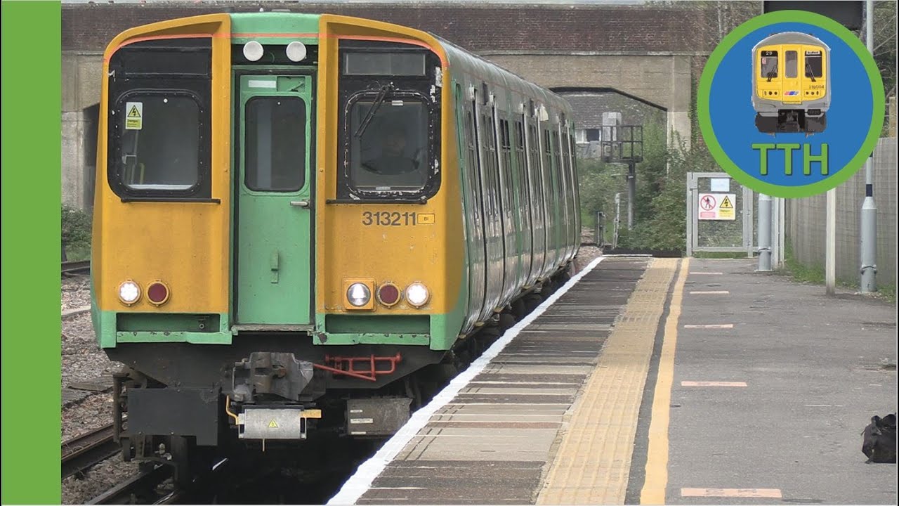 Trains at Havant