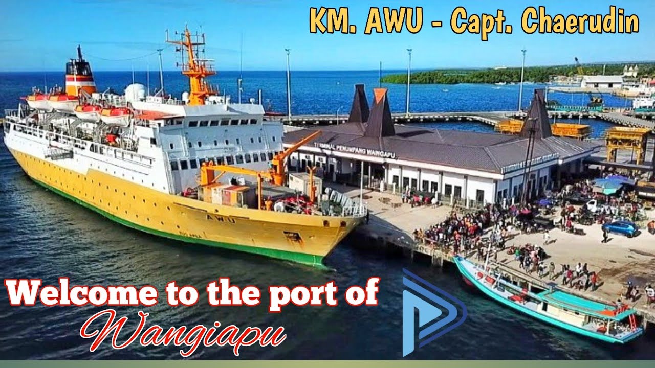 PROSES KAPAL SANDAR DI PELABUHAN WAINGAPU - NTT