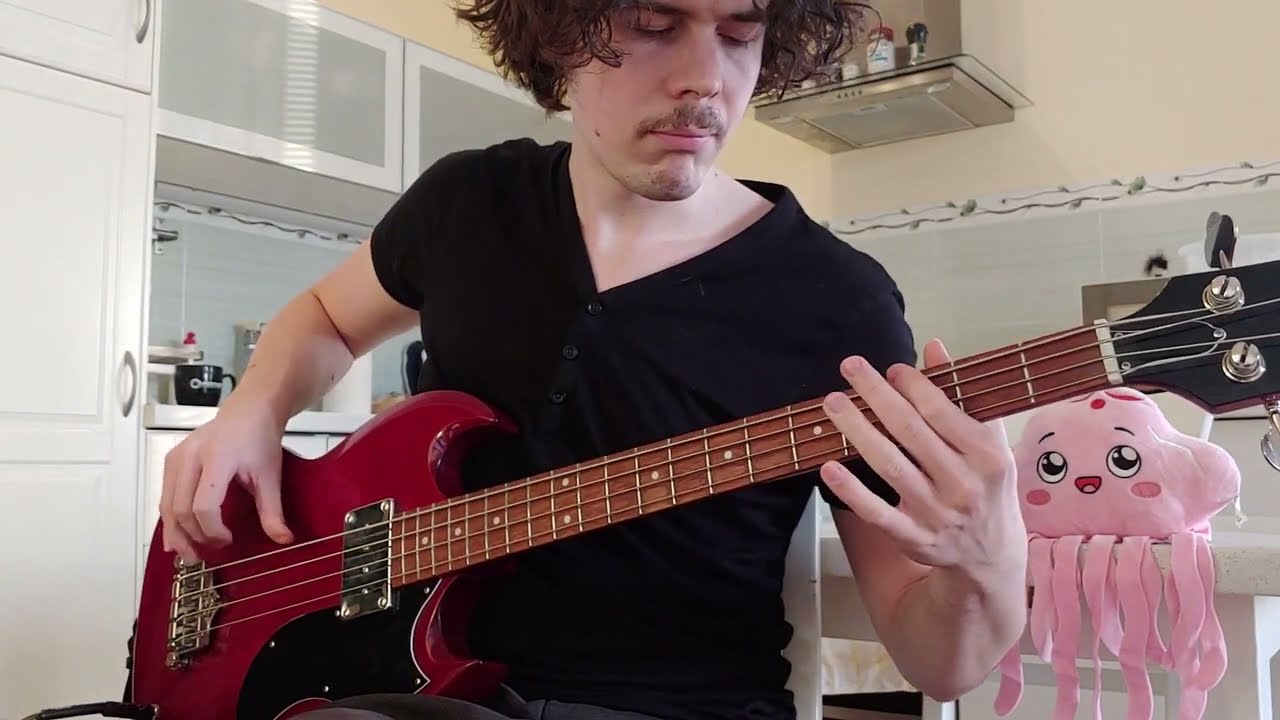Cream - Outside Woman Blues (Bass Cover)