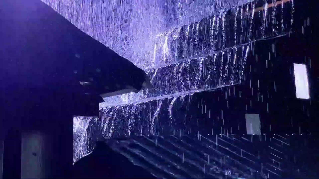 Fall asleep instantly in 3 Minutes with heavy rain and thunder in an old house in the woods at night
