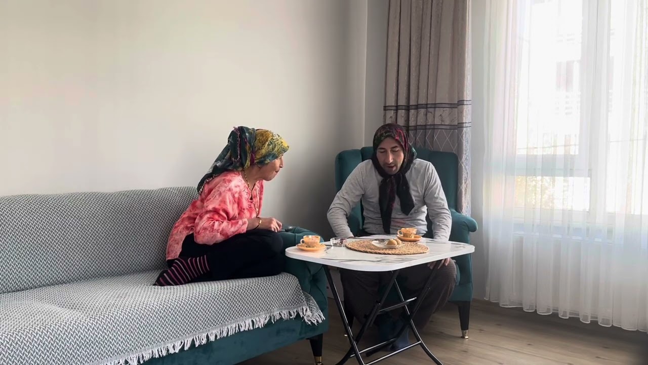 Öğleye kadar yatan karıdan horozdan korkan kocadan hayır gelmez 😎