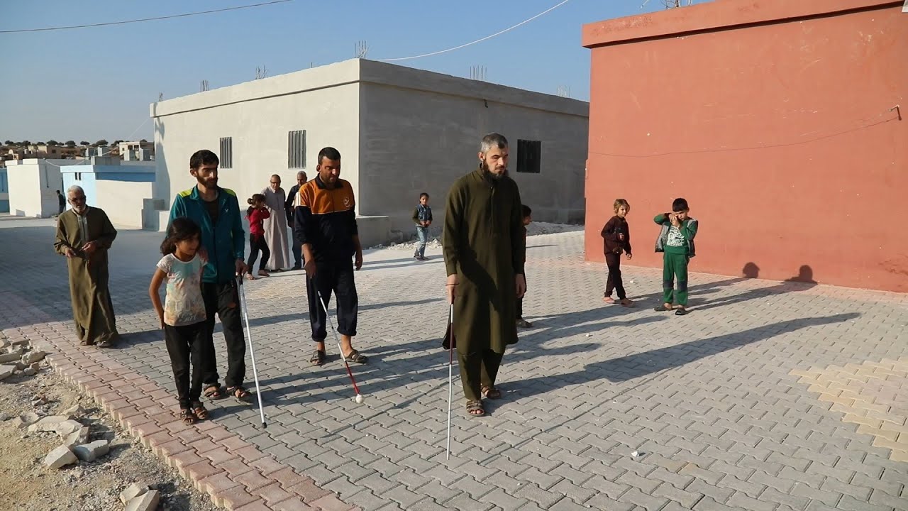 قرية للمكفوفين في إدلب تعاني من قلة الدعم
