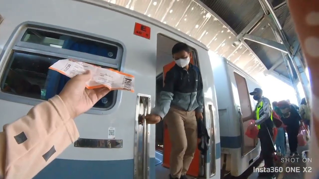 Naik Kereta Joglosemarkerto Tegal Jogja | Syarat dan Harga Tiket Terbaru