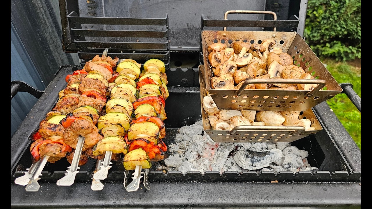 Brochettes de filet de porc au BBQ Yama de Hellrazr