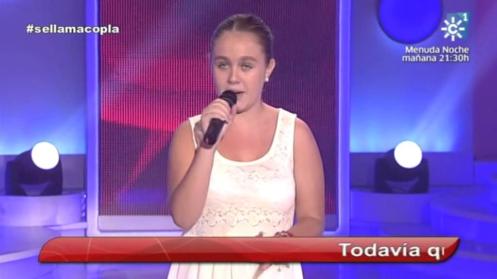 20140918-03 Lorena Santos Nardo con bata de cola Se llama copla junior ESPECIAL