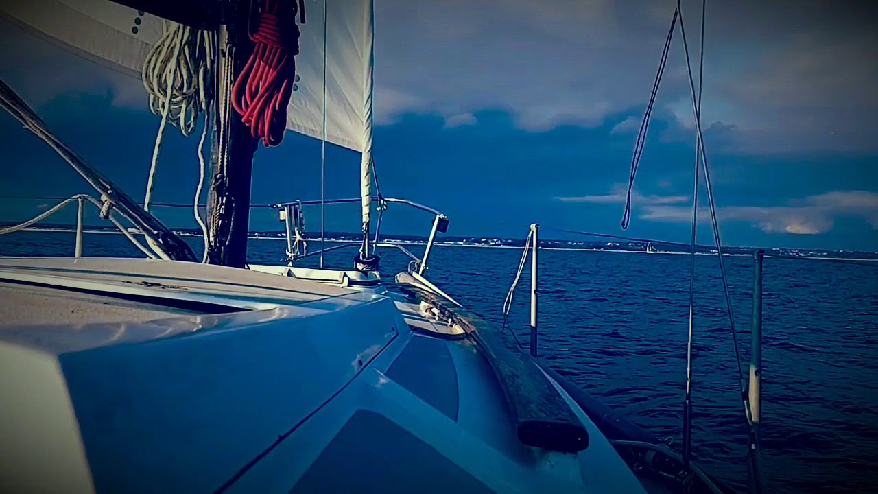 Sailing Bellateix Oct 20. Weekend on the boat. Mirage 28.