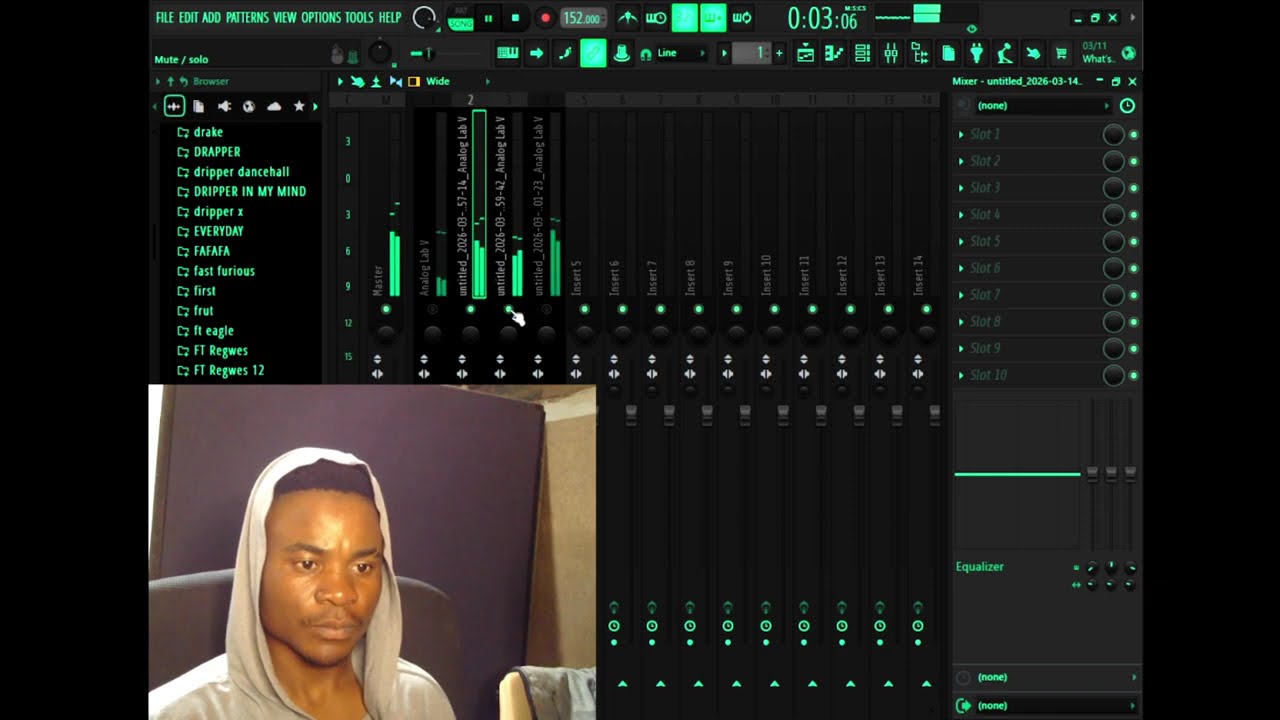 Prosper Beatz making a Beat from scratch (live loooping)