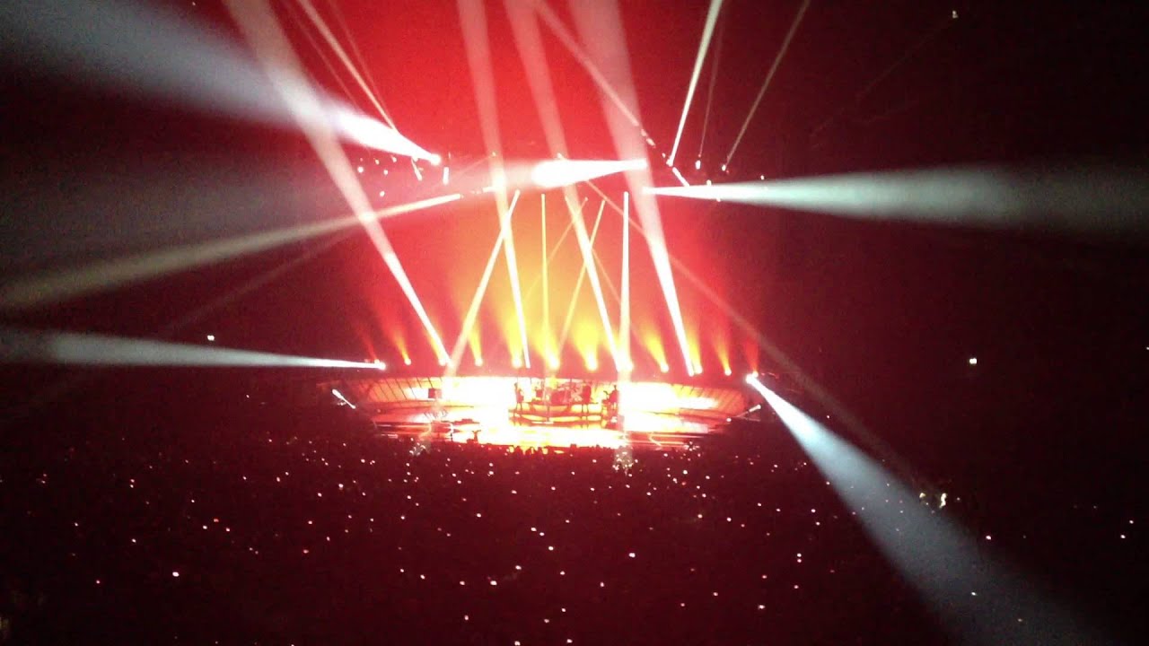 MUSE - Unsustainable/Supremacy[Part] [Live @ Ziggo Dome 2012]