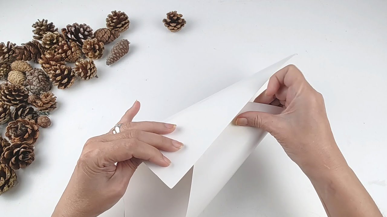 Festive Pinecone & Jar Crafts for Christmas - Recycling - 2025 Christmas - DIY