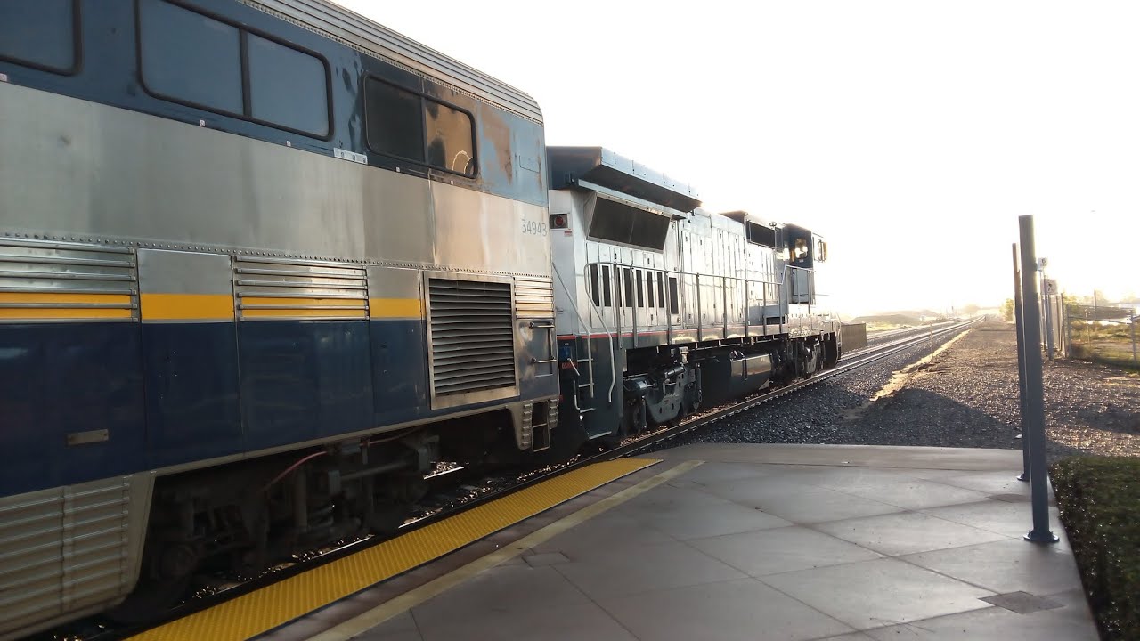 Amtrak 562 @ Irvine with AMTK 510
