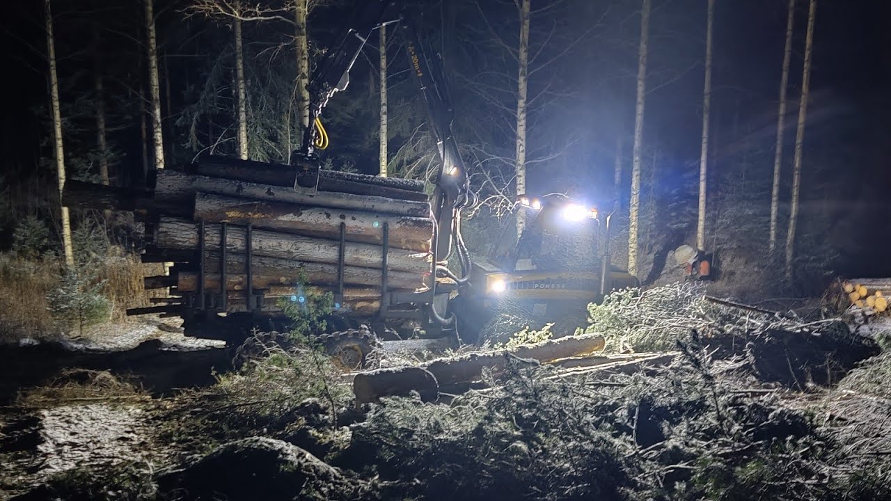 Ponsse Elk -Koneen rasvaus