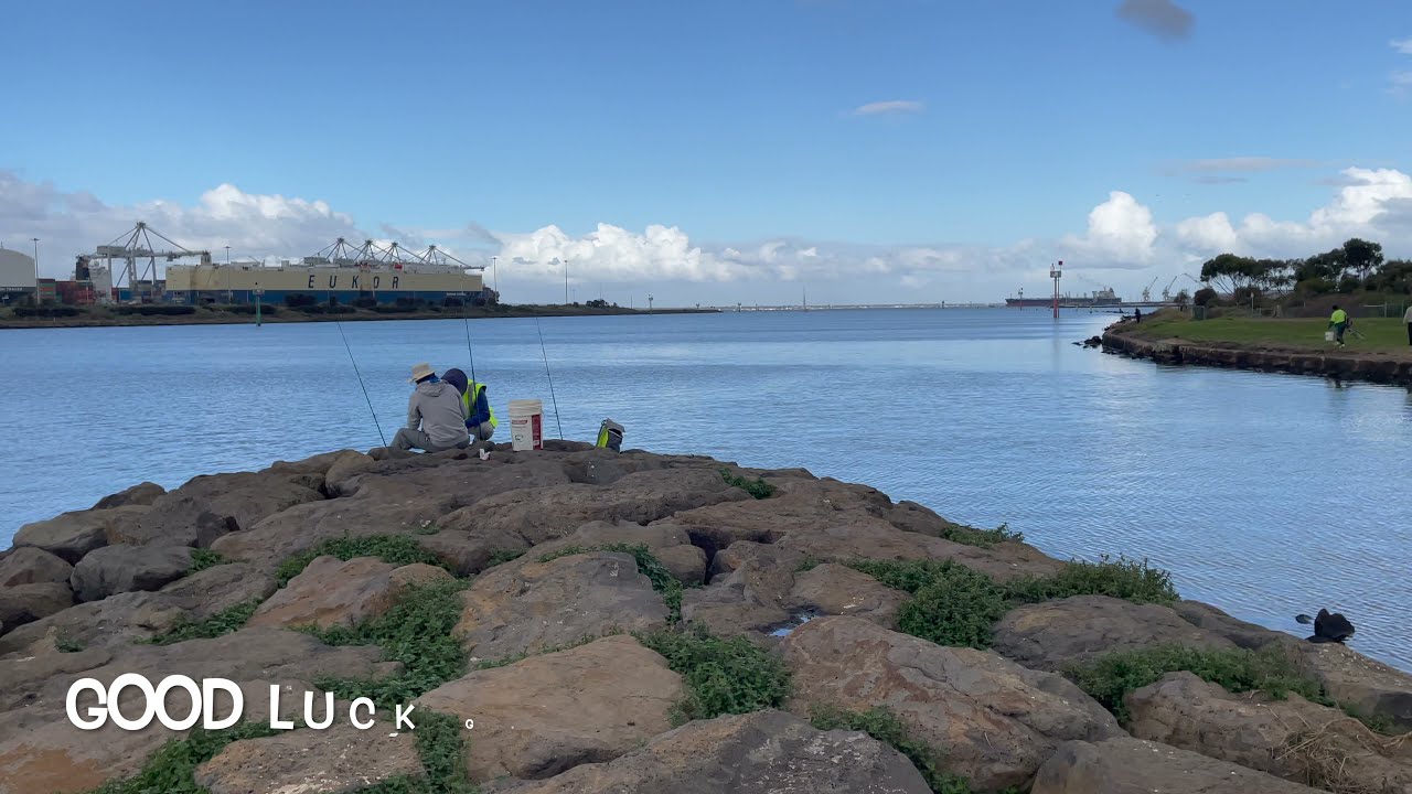 Melbourne Williamstown Fishing Walk Tour 2021