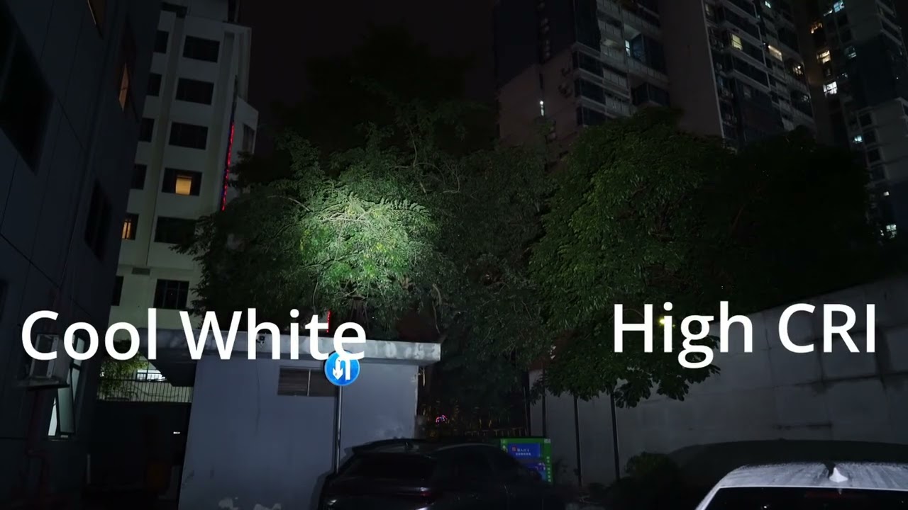 RovyVon E10- light beam: Cool White Version VS High CRI Version.
