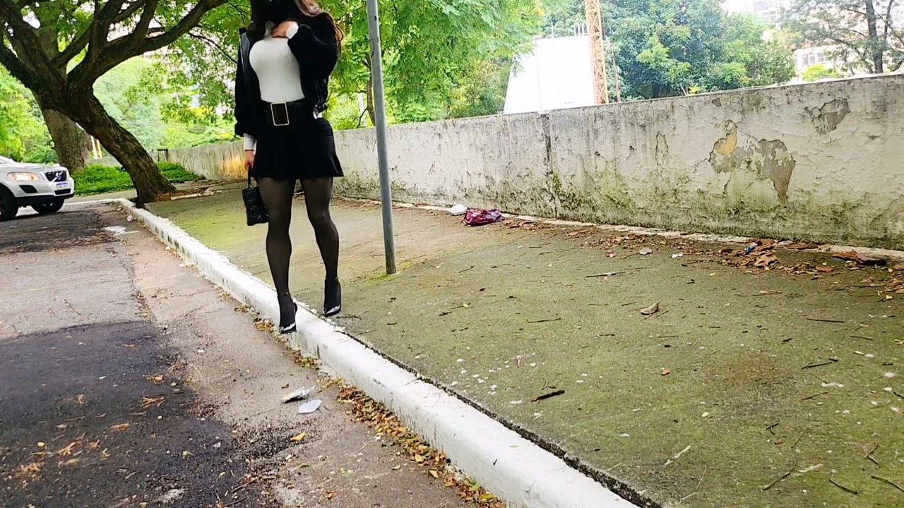 Crossdresser Ana - Going outdoor day 82