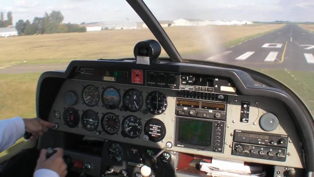 VFR Rouen Le Plessis Pontoise en Robin DR400