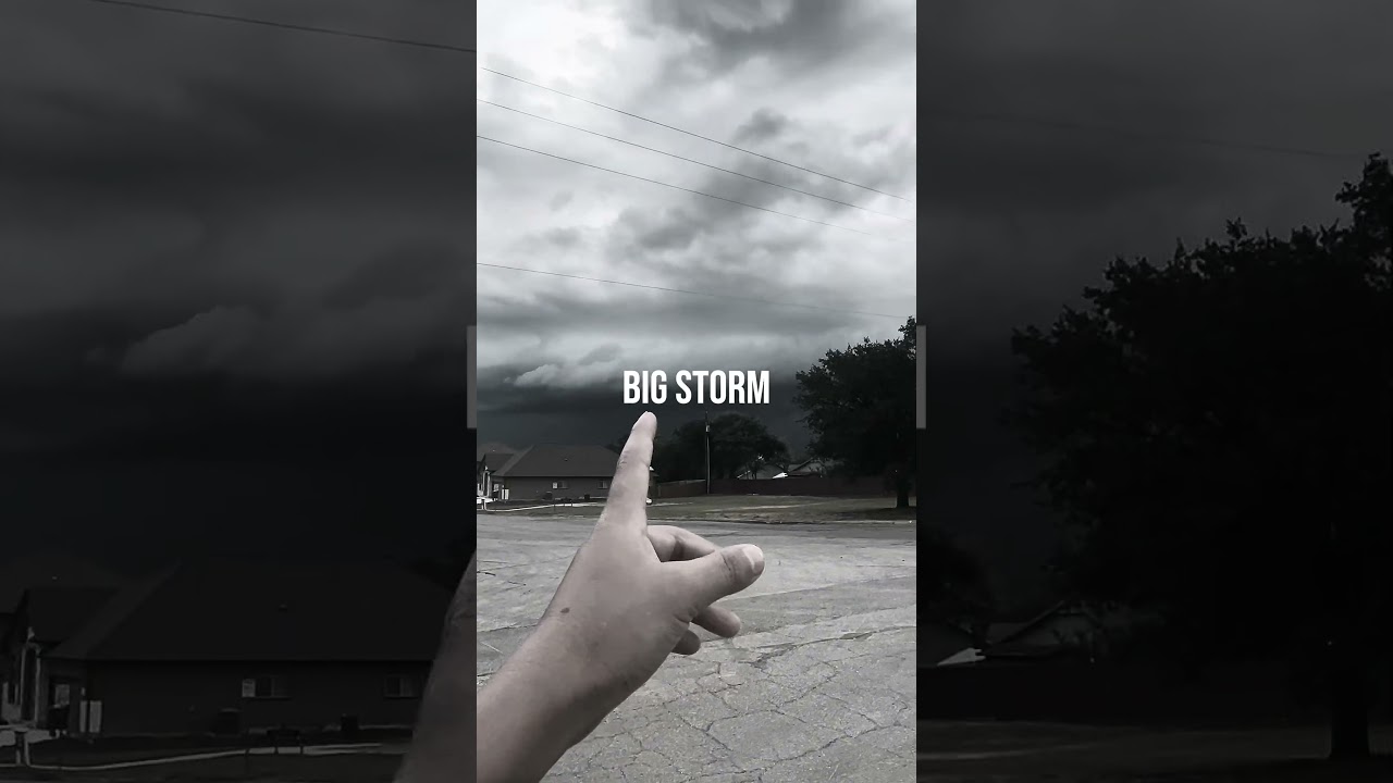 Crazy wall cloud