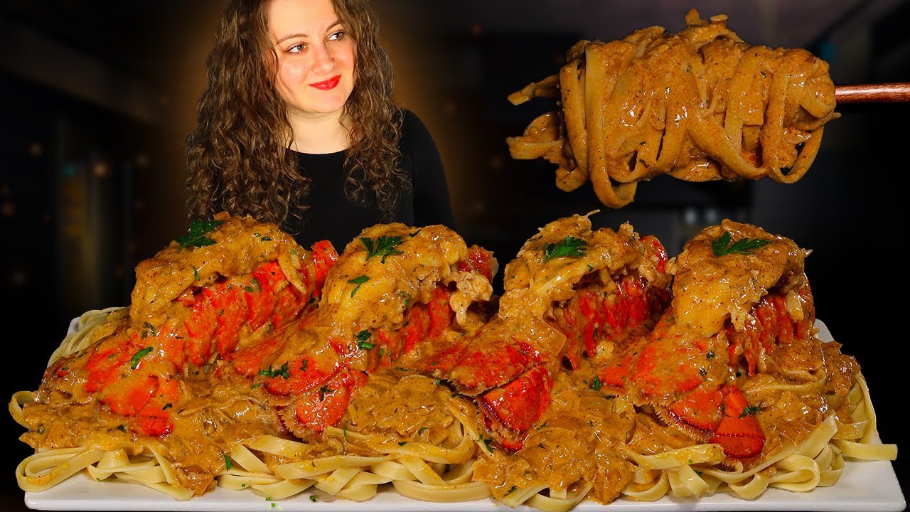 ASMR * LOBSTER TAILS & PASTA WITH CREAMY GARLIC SAUCE * SEAFOOD BOIL MUKBANG * غلي المأكولات البحرية