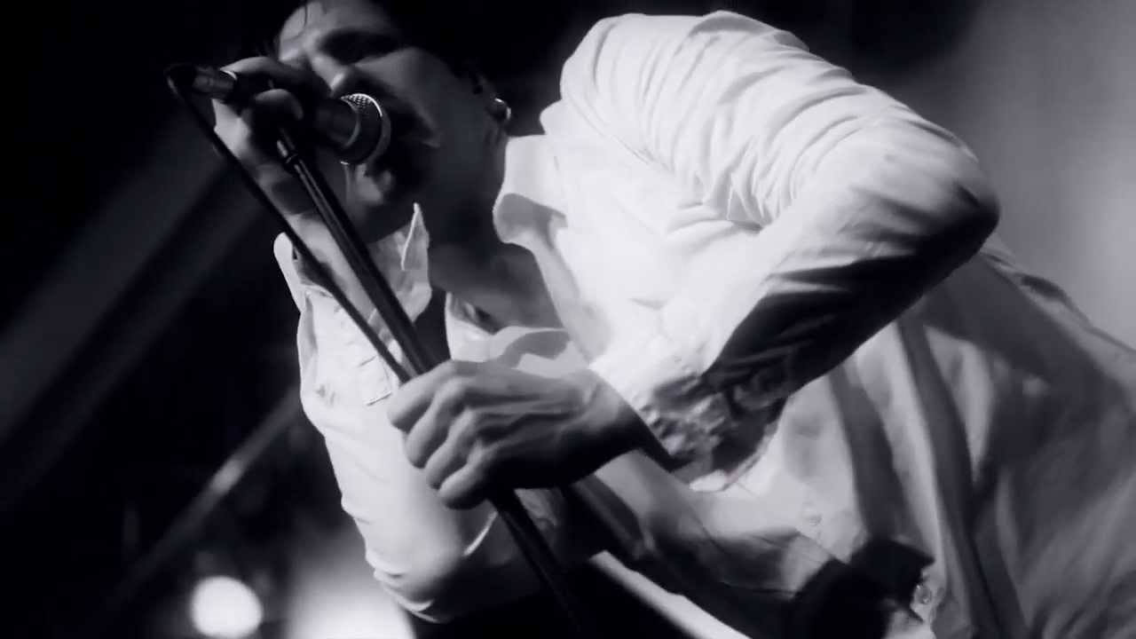 Downstairs Left - Desperation Song (Live Frankfurt Das Bett 2011)