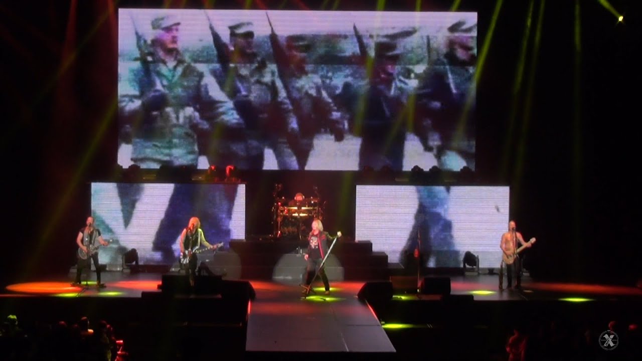 Def Leppard - Paper Sun Tokyo 2015 (Xavel Film Footage)