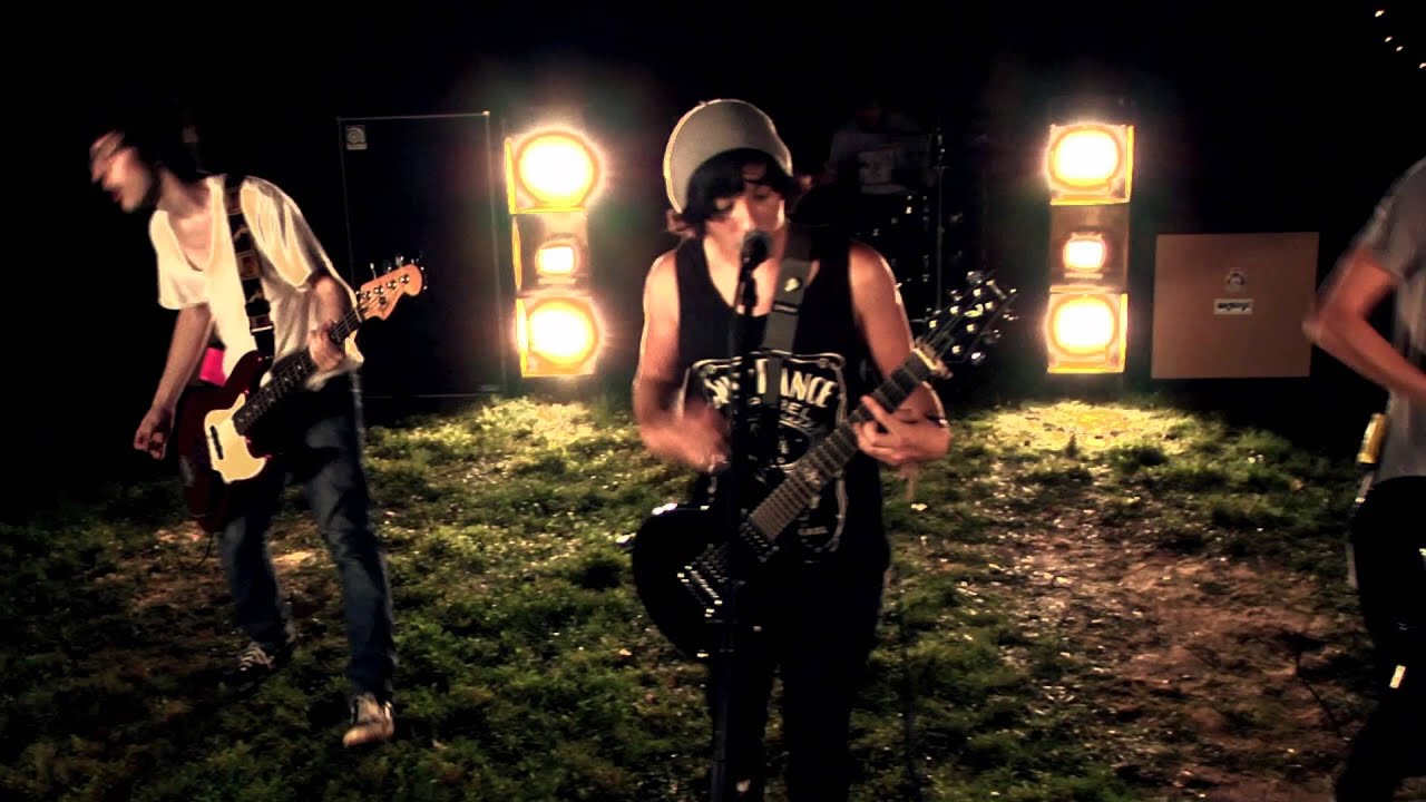 Picture Perfect - When The Coast Is Clear (OFFICIAL MUSIC VIDEO)