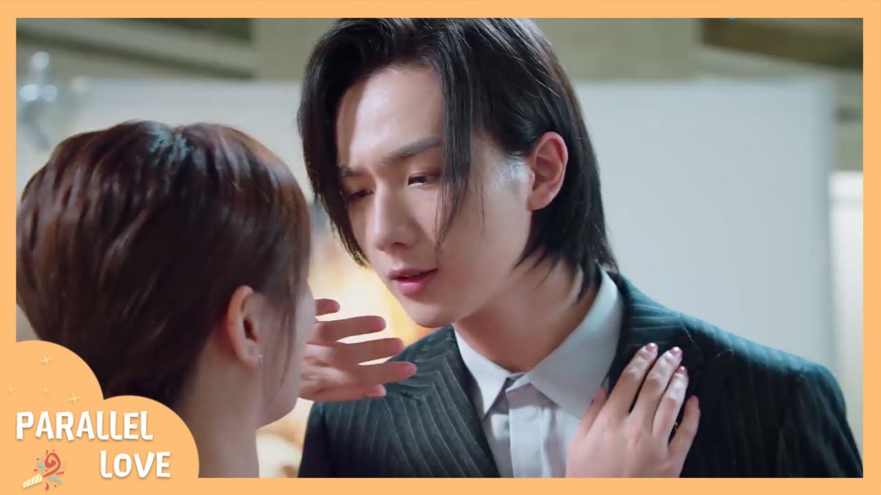 Hearing Assistant accepted his confession, Bossy President couldn't help kissing her ParallelLove ⏲