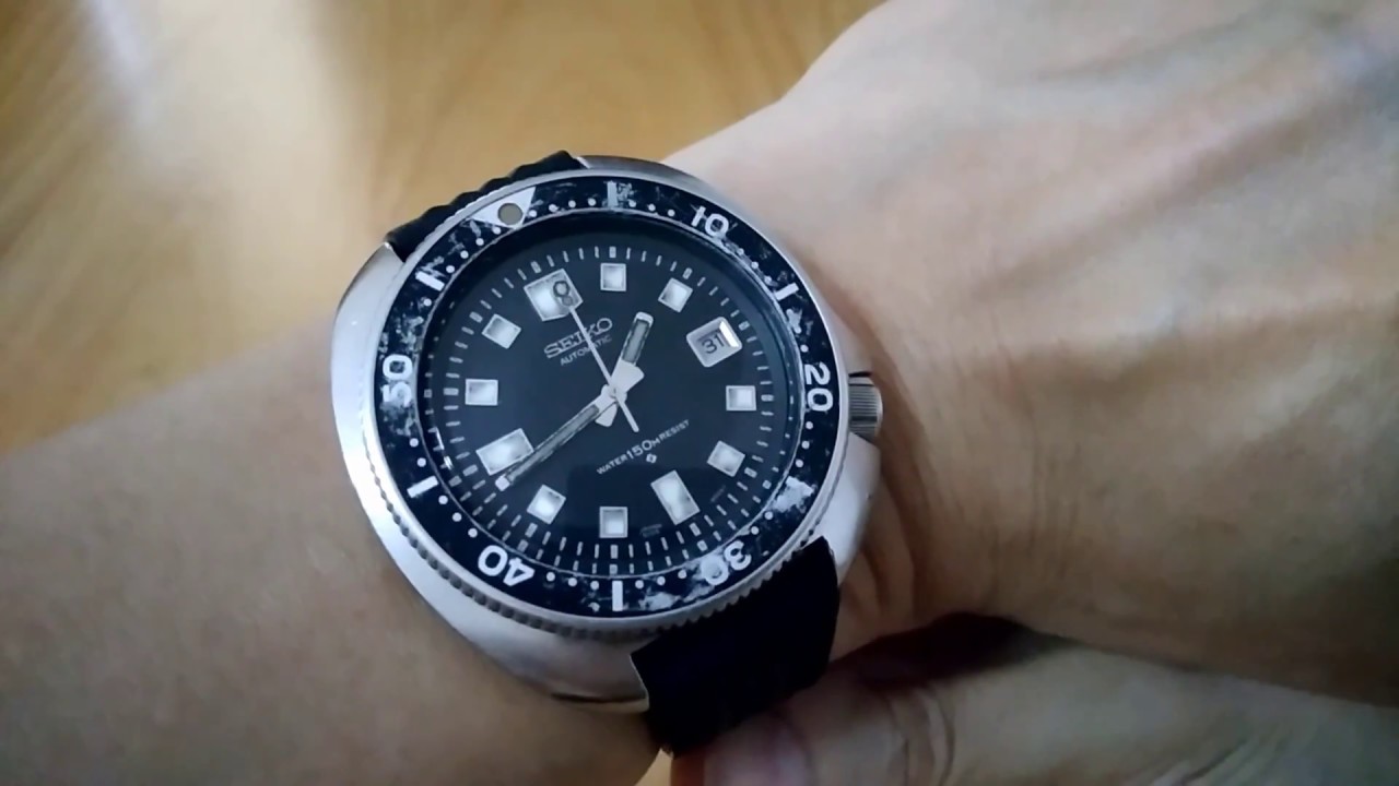 Seiko 6105 8110 Diver ( one minute wristwatch )