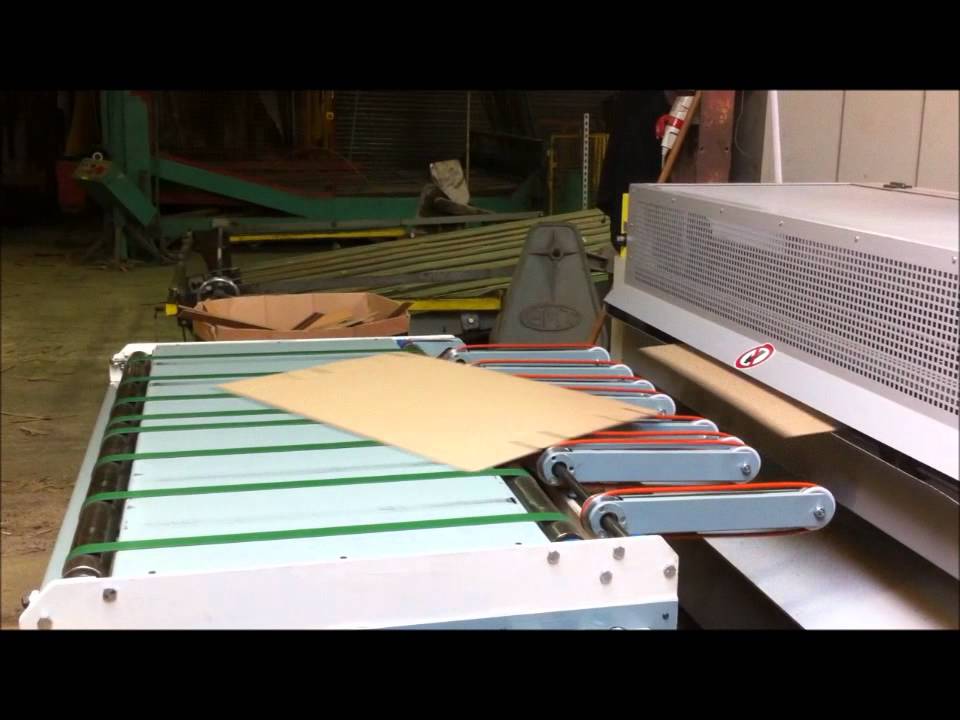 Solarco Ecomatic - Full use of guillotine produces 4 boxes down from stock board