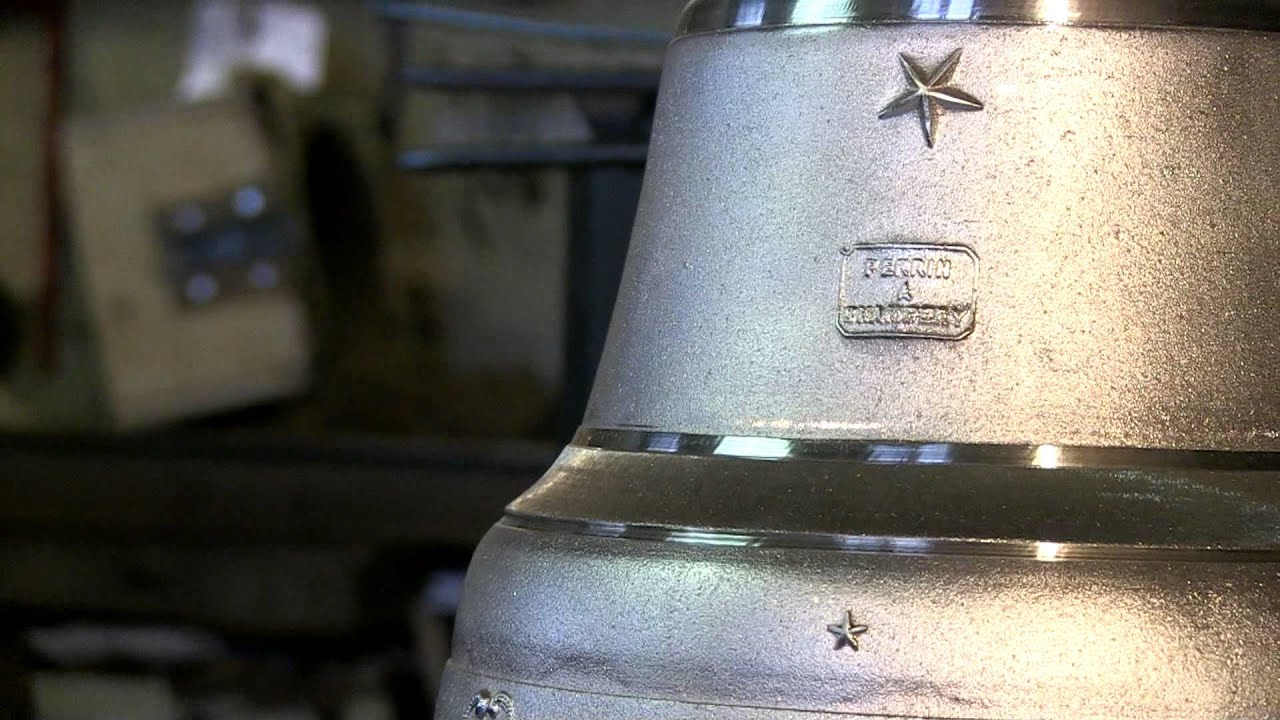 Le fondeur de cloches artisanales de Champéry