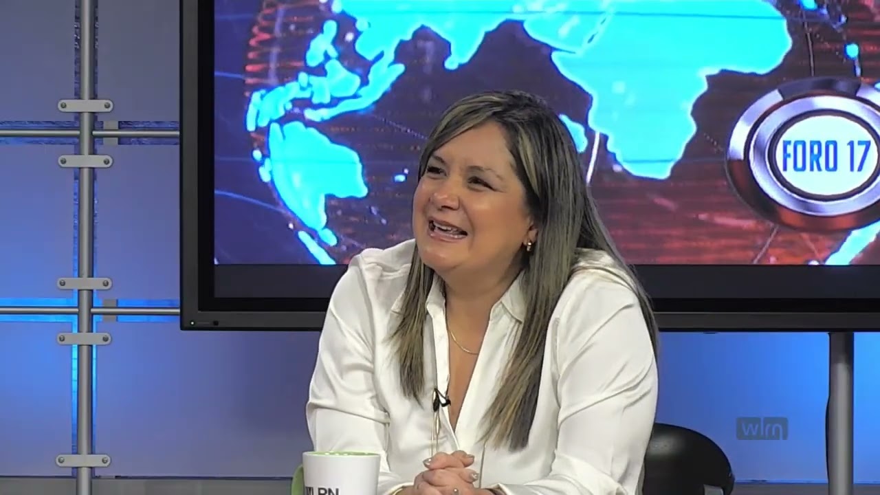 FORO 17: Alexis Ortiz entrevista a CLAUDIA SECAIDA