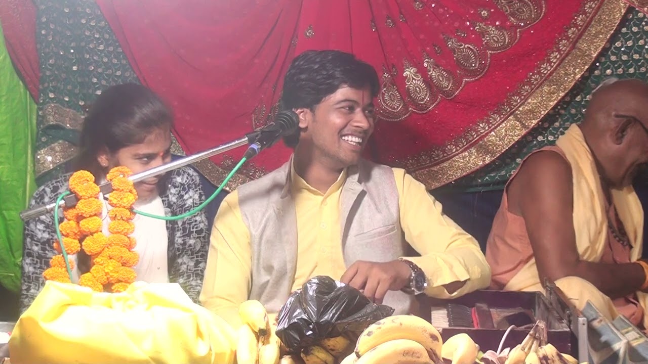 कन्हैया बोले यशोदा से ऐसी//गोरी होए तार से विवाह करा//#shivam_shastri