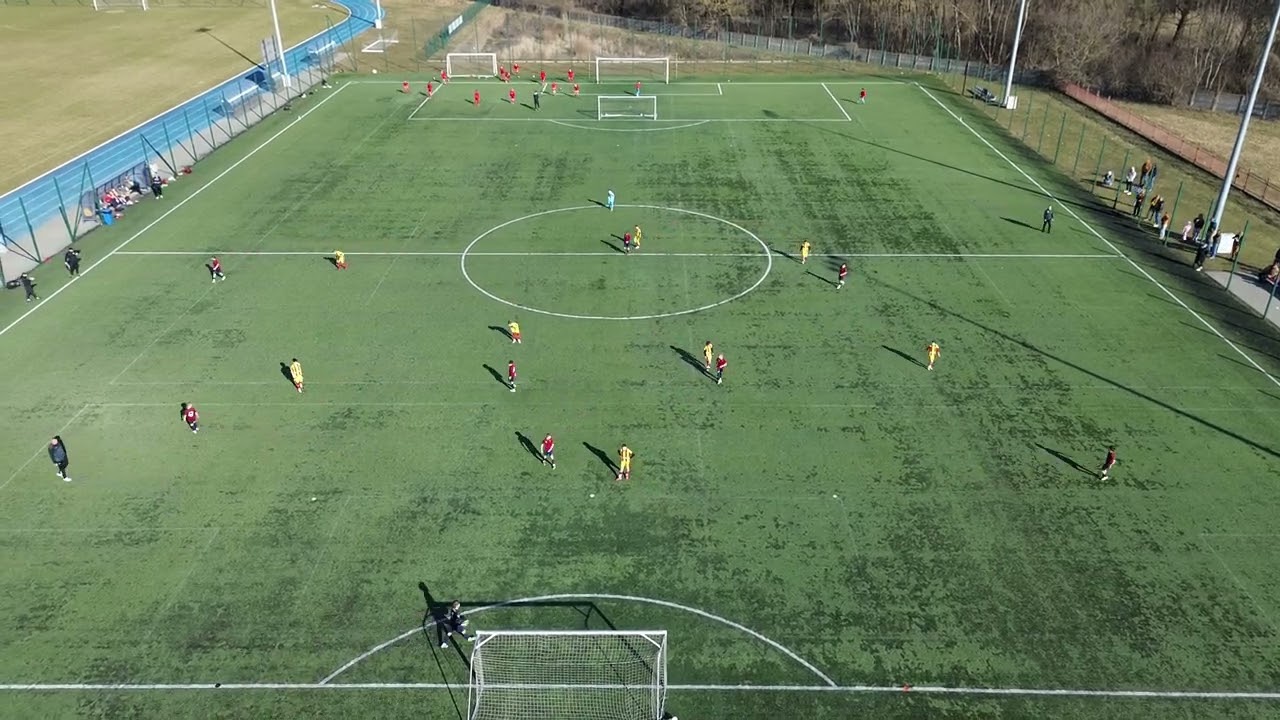 Escola Varsovia - Korona Kielce