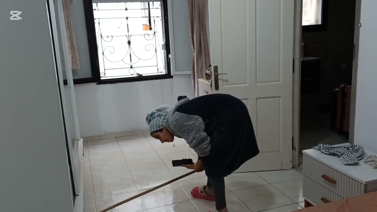 و اخيرا كملت الدهينة، بديت ف فرشان الدار،خبزة درع زمنية،تنضيفة من الاعماق