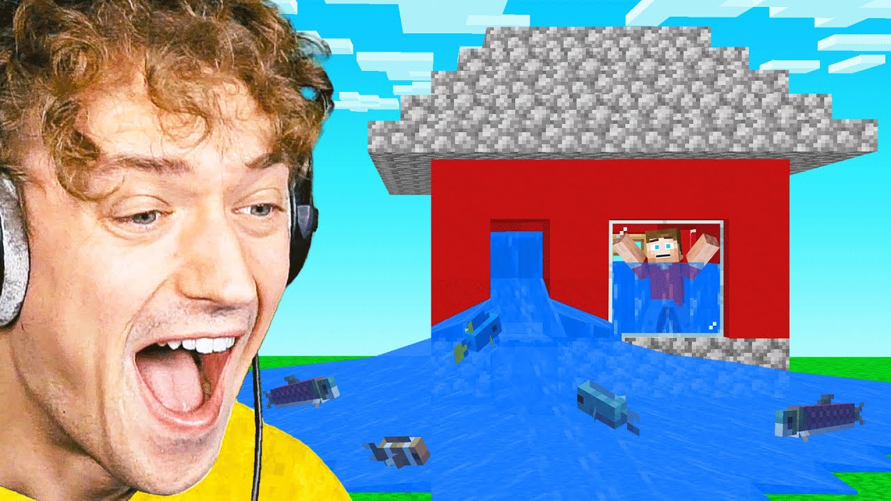 FLOODING MY FRIENDS Minecraft HOUSE!